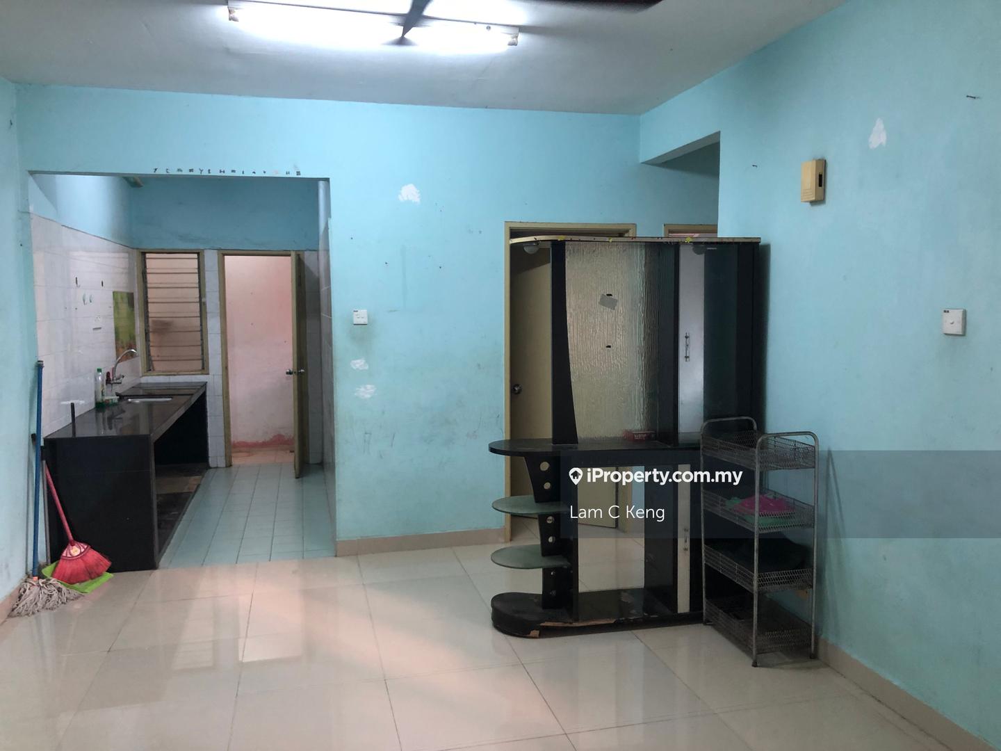 Apartment for Rent in Pangsapuri Sri Kemuning by Lam C Keng - iProperty.com.my