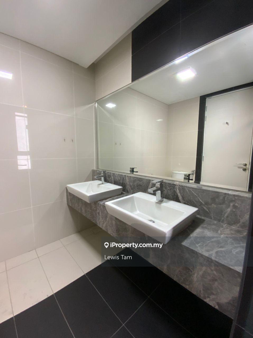 Condominium for Rent in The Westside Two by Lewis Tam - iProperty.com.my