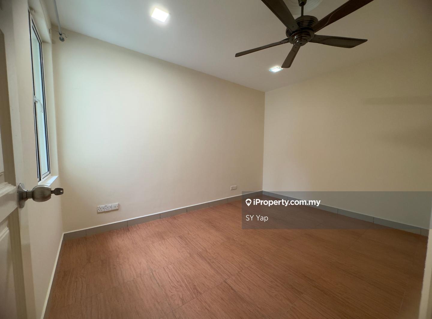 Rumah Berangkai 3 Tingkat untuk Disewa di Adiva Courtyard Desa Parkcity, Desa Parkcity oleh SY Yap - iProperty.com.my