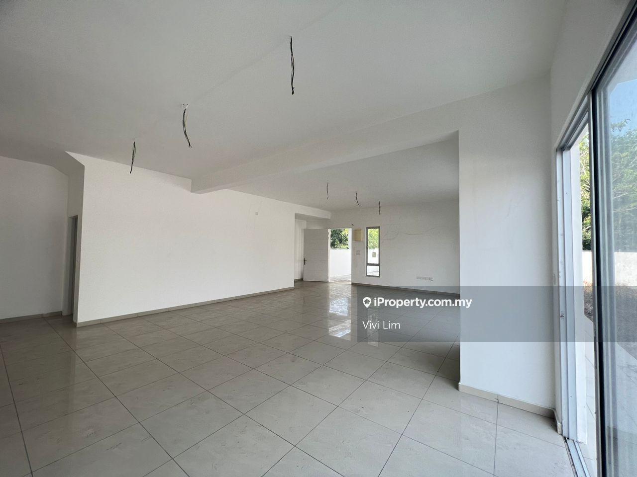 Rumah Berangkai 2 Tingkat untuk Dijual di fupn1, Kluang oleh Vivi Lim - iProperty.com.my