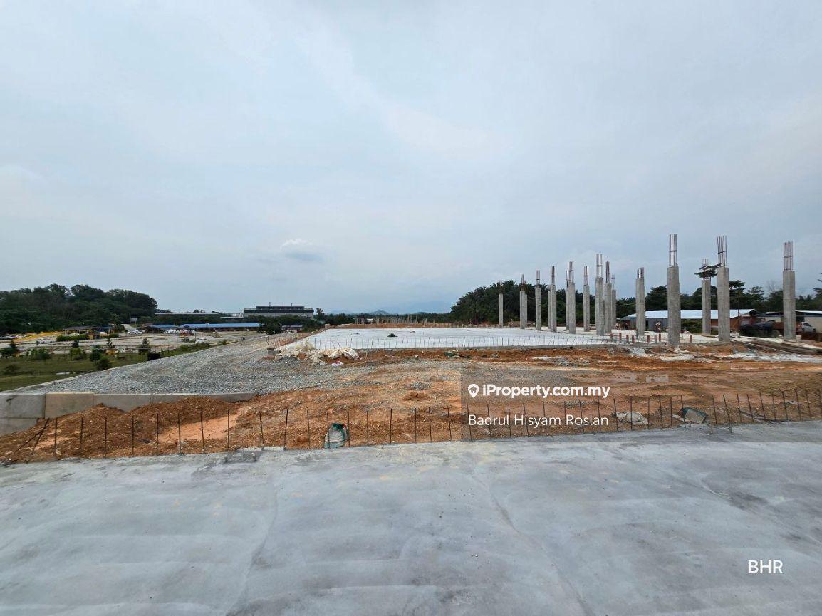 Semi-D Kilang untuk Dijual di Nilai 3, Nilai oleh Badrul Hisyam Roslan - iProperty.com.my