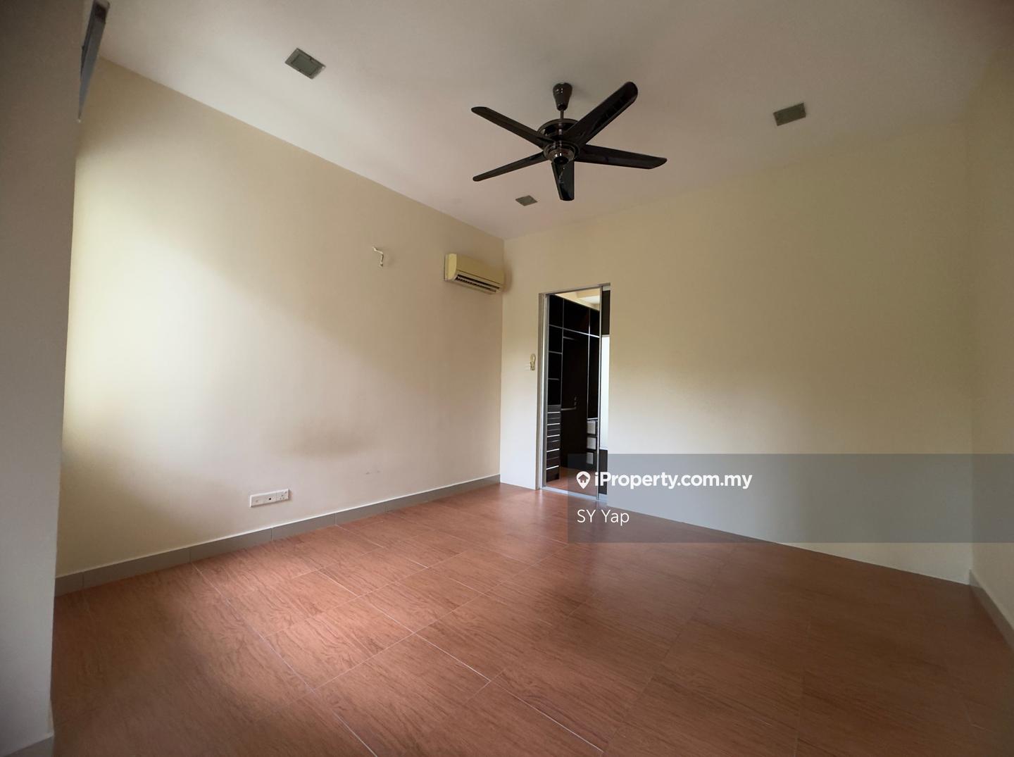 Rumah Berangkai 3 Tingkat untuk Disewa di Adiva Courtyard Desa Parkcity, Desa Parkcity oleh SY Yap - iProperty.com.my