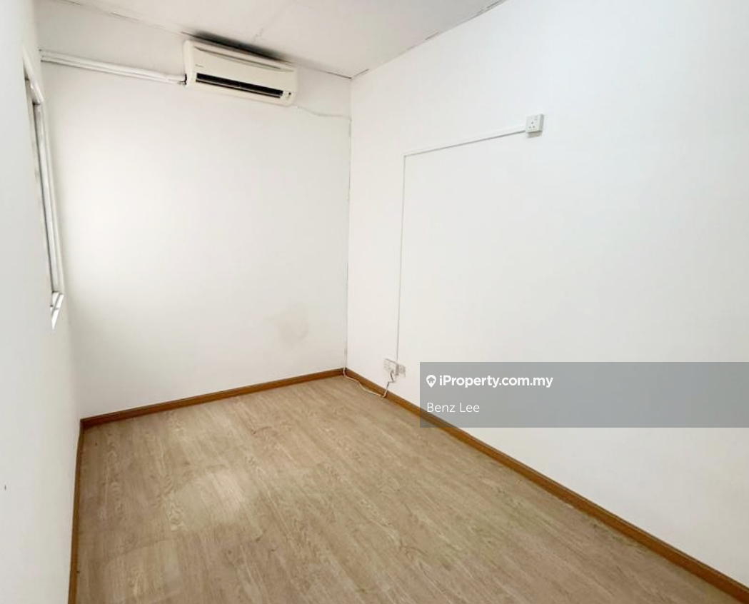Pejabat untuk Dijual di Desa Aman Puri, Kepong oleh Benz Lee - iProperty.com.my
