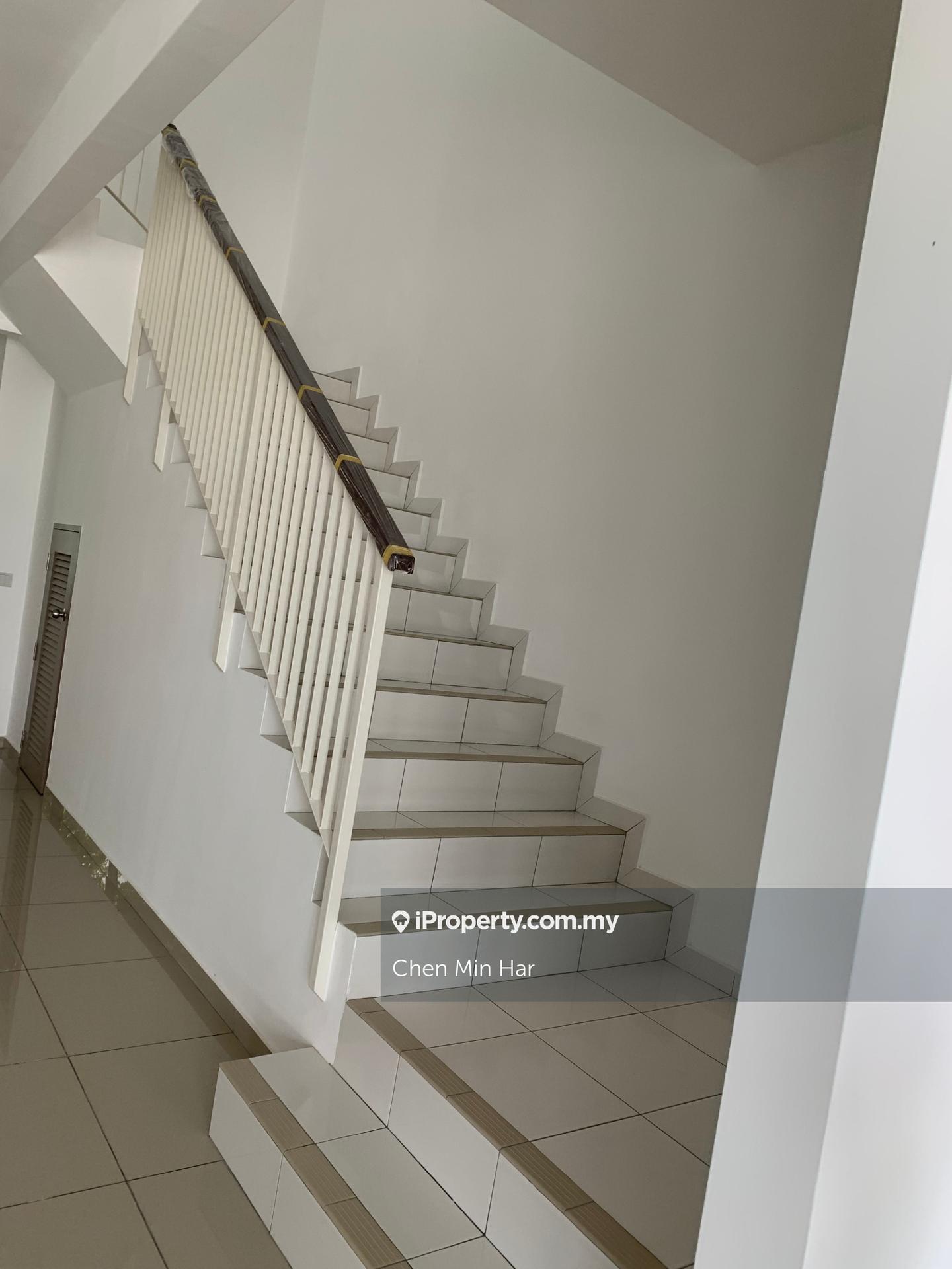 Rumah Berangkai 2 Tingkat untuk Dijual di Ecohill2, Semenyih oleh Chen Min Har - iProperty.com.my
