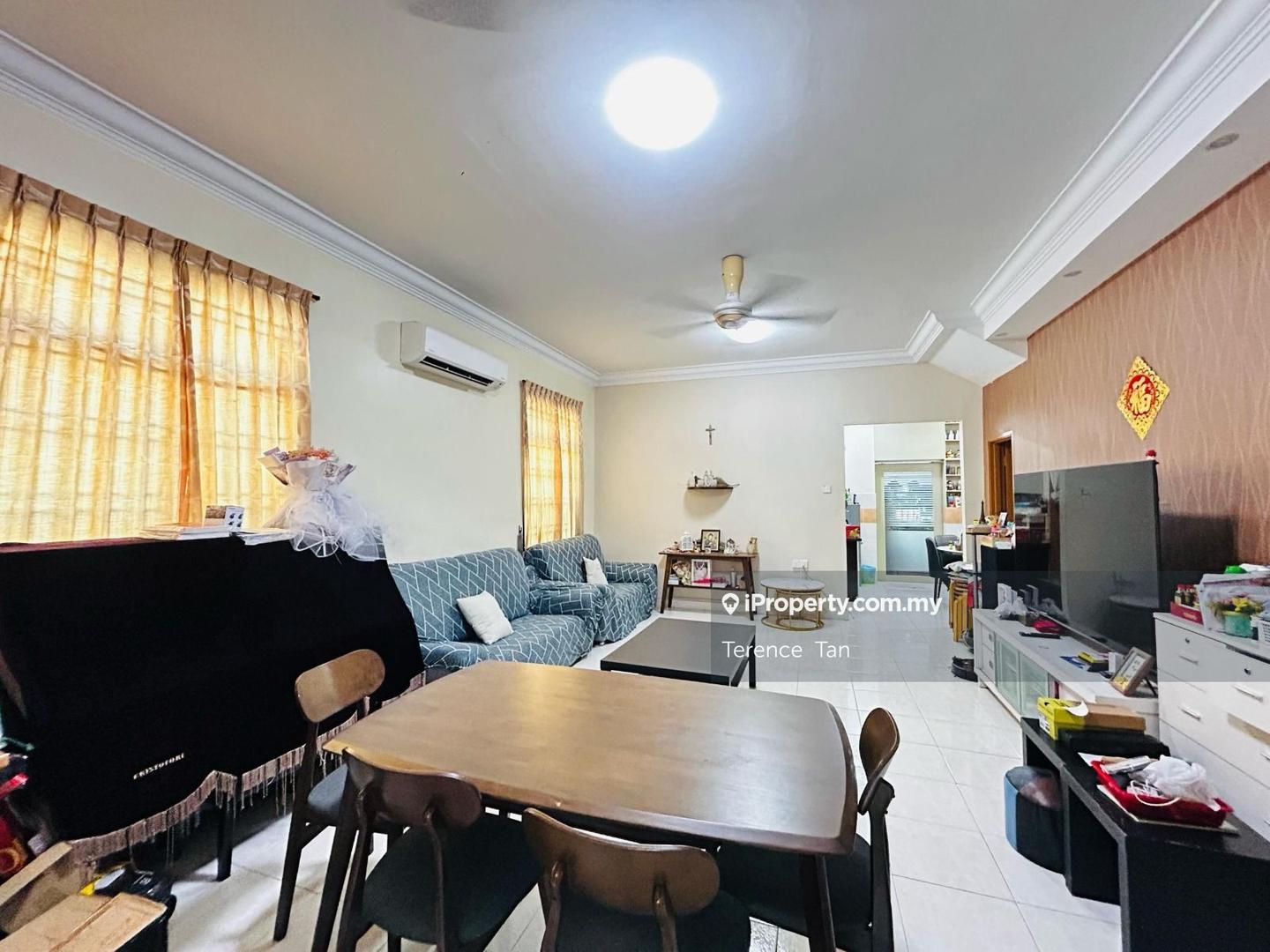 Rumah Berangkai 2 Tingkat untuk Dijual di Taman Bestari Indah, Ulu Tiram oleh Terence Tan - iProperty.com.my