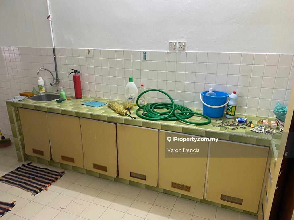 1-storey Terraced House for Sale in Kelana Jaya, Petaling Jaya by Veron Francis - iProperty.com.my