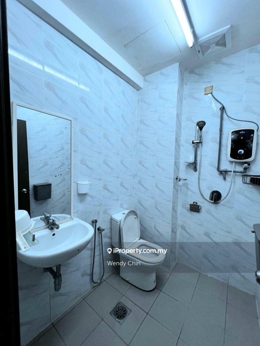 Townhouse for Sale in Taman Tasik Prima, Puchong by Wendy Chin - iProperty.com.my