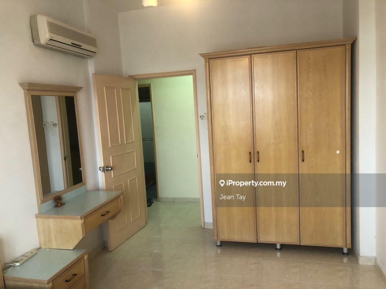 Kondominium untuk Dijual di Cheng Heights oleh Jean Tay - iProperty.com.my