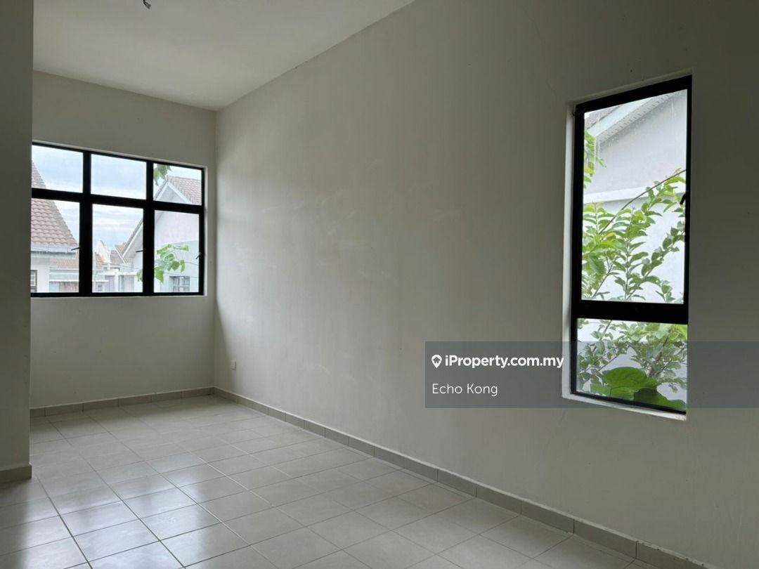 Rumah Berangkai 2 Tingkat untuk Dijual di Garden Height, Bandar Tasik Puteri, Rawang oleh Echo Kong - iProperty.com.my
