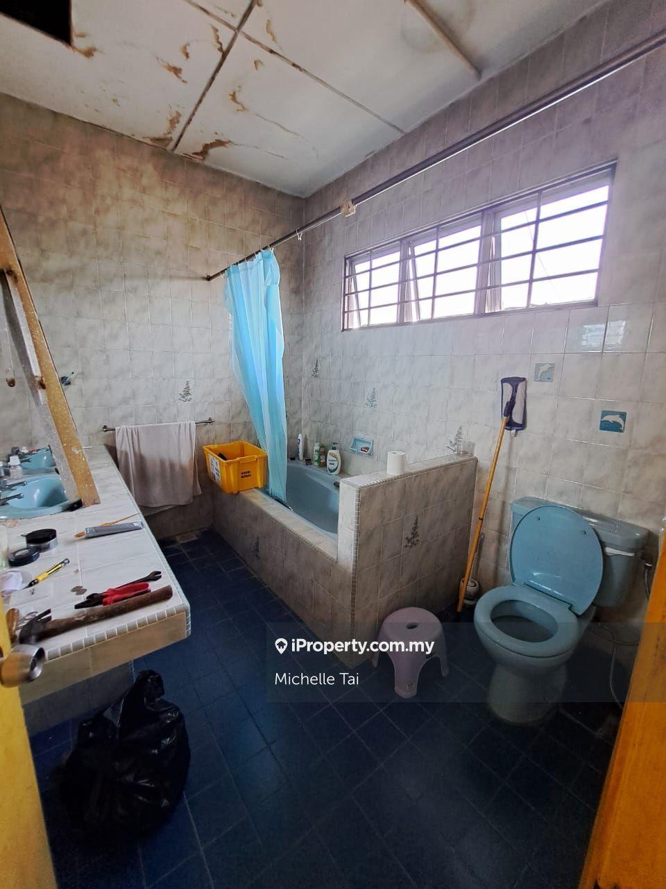 Semi-Detached House for Sale in Kampung Tunku, Petaling Jaya by Michelle Tai - iProperty.com.my
