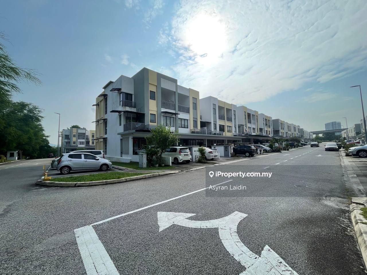 Rumah Bandar untuk Dijual di 16 Sierra, Puchong oleh Asyran Laidin - iProperty.com.my