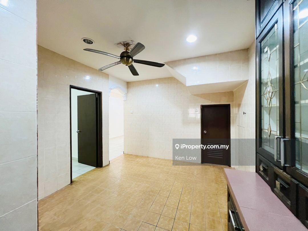 Rumah Berangkai 2 Tingkat untuk Dijual di Taman Pinggiran Saujana, Kajang oleh Ken Low - iProperty.com.my