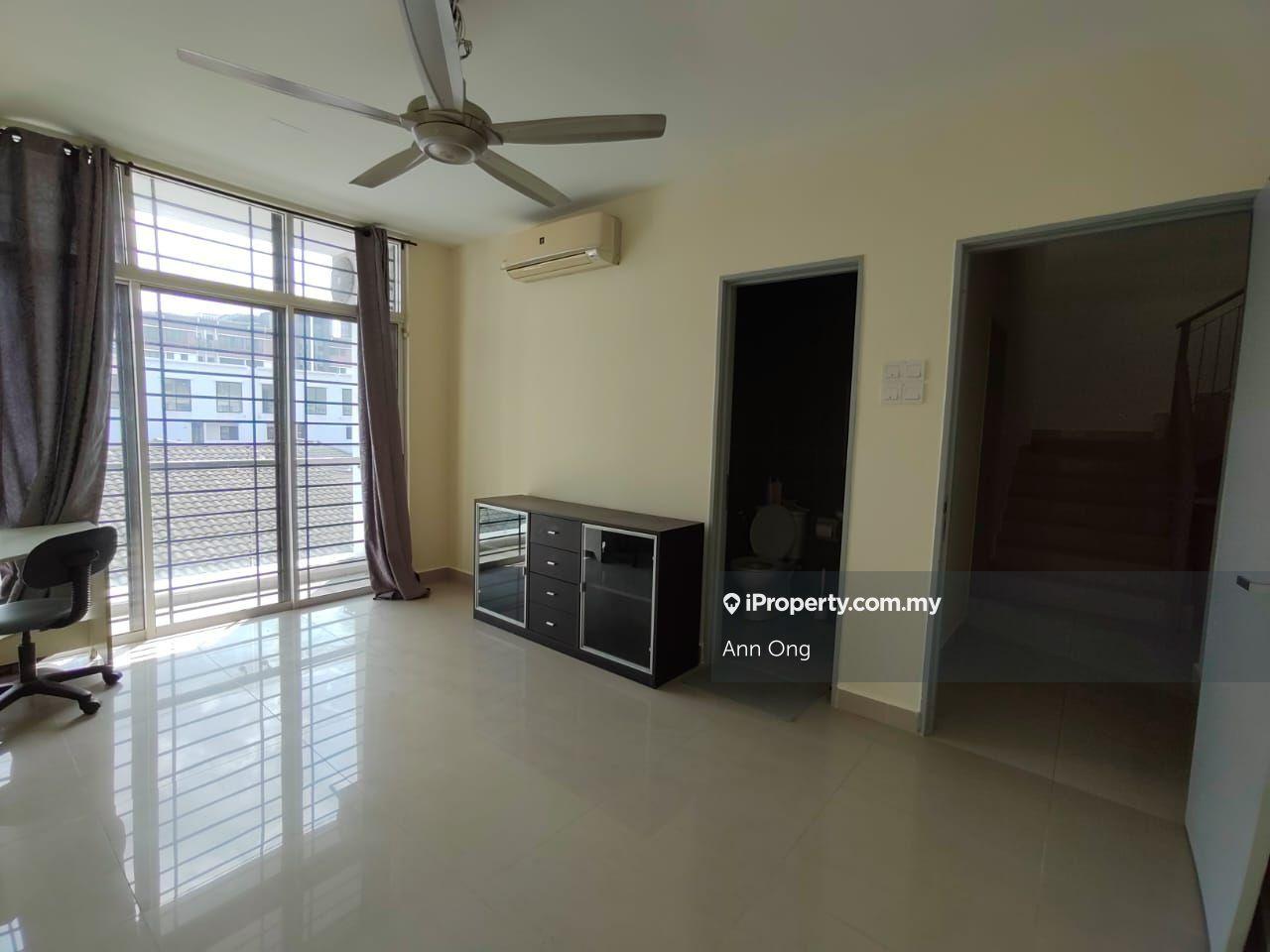Rumah Bandar untuk Dijual di Bandar Utama Damansara, Petaling Jaya oleh Ann Ong - iProperty.com.my