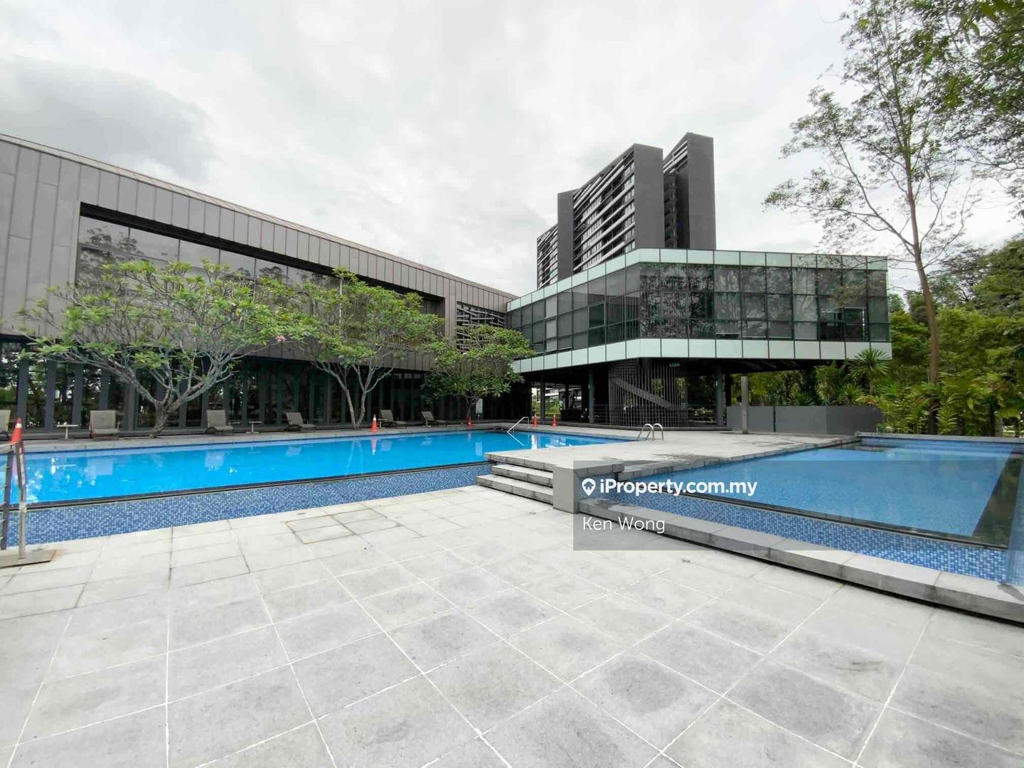 Rumah Berangkai 3 Tingkat untuk Dijual di Mines Resort City, Seri Kembangan oleh Ken Wong - iProperty.com.my