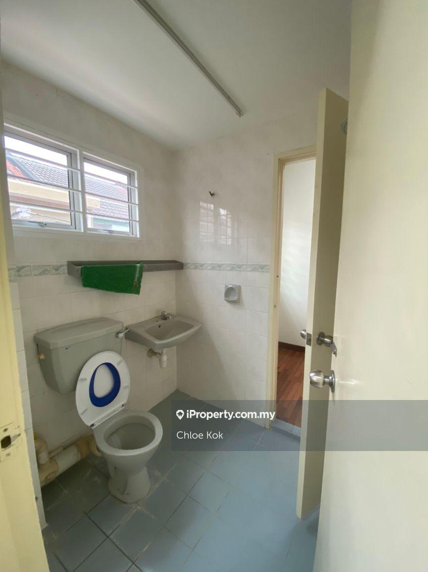 2-storey Terraced House for Sale in Puchong Utama (Seksyen 10), Puchong by Chloe Kok - iProperty.com.my