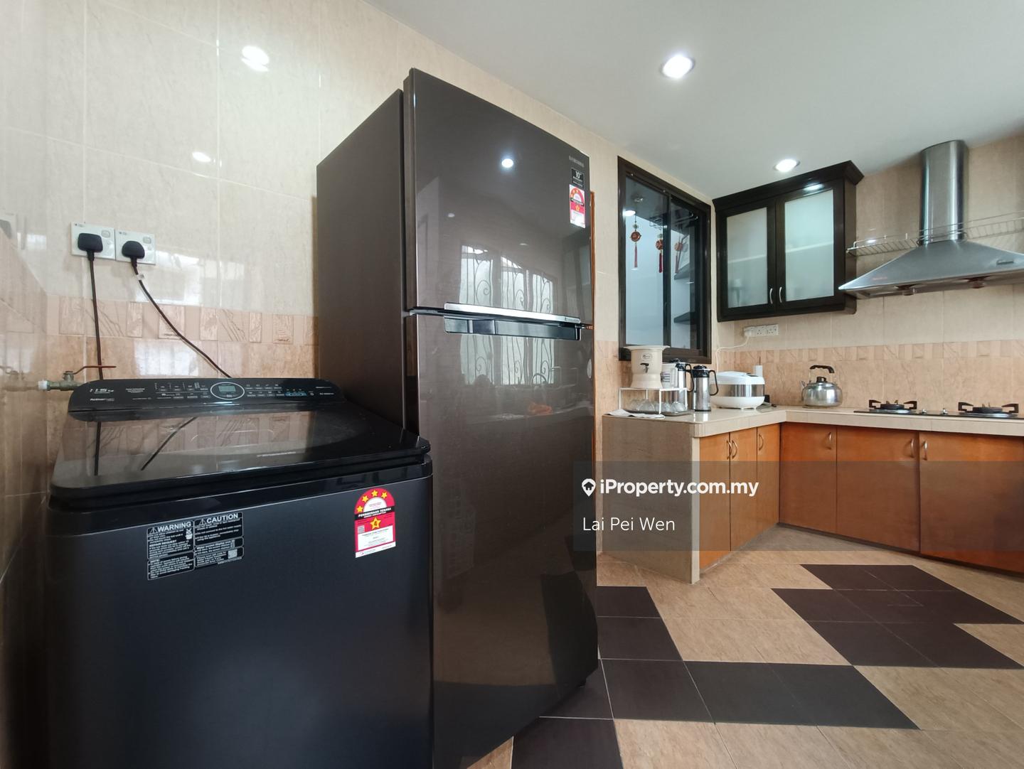 Rumah Berangkai 3 Tingkat untuk Dijual di Taman Megah, Taman Petaling, Kepong Baru, Kepong oleh Lai Pei Wen - iProperty.com.my