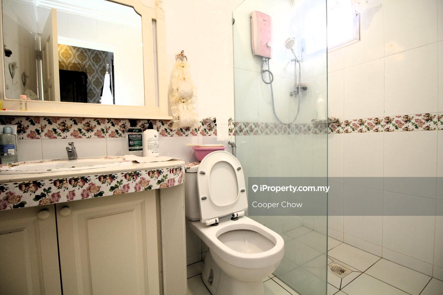 Bungalow House for Sale in Kelana Jaya, Petaling Jaya by Cooper Chow - iProperty.com.my