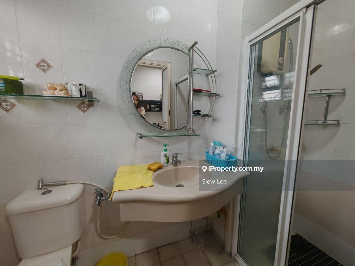 Townhouse for Sale in Sunway Damansara, Kota Damansara by Siew Lee - iProperty.com.my