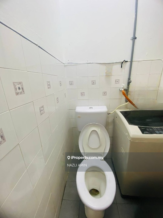 Pangsapuri untuk Dijual di Saujana Ria / Sri Saujana oleh NAZLI AMIN - iProperty.com.my