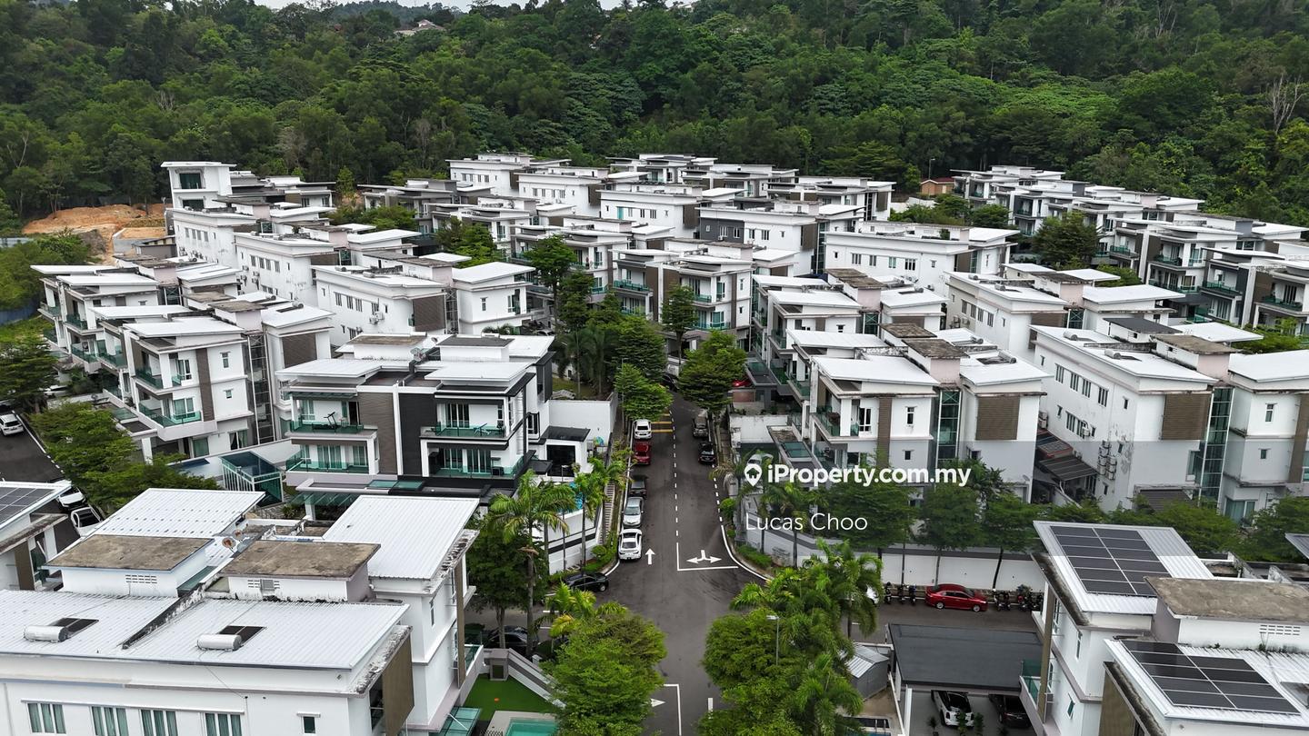 Rumah Berkembar untuk Dijual di Beverly Heights, Ampang oleh Lucas Choo - iProperty.com.my