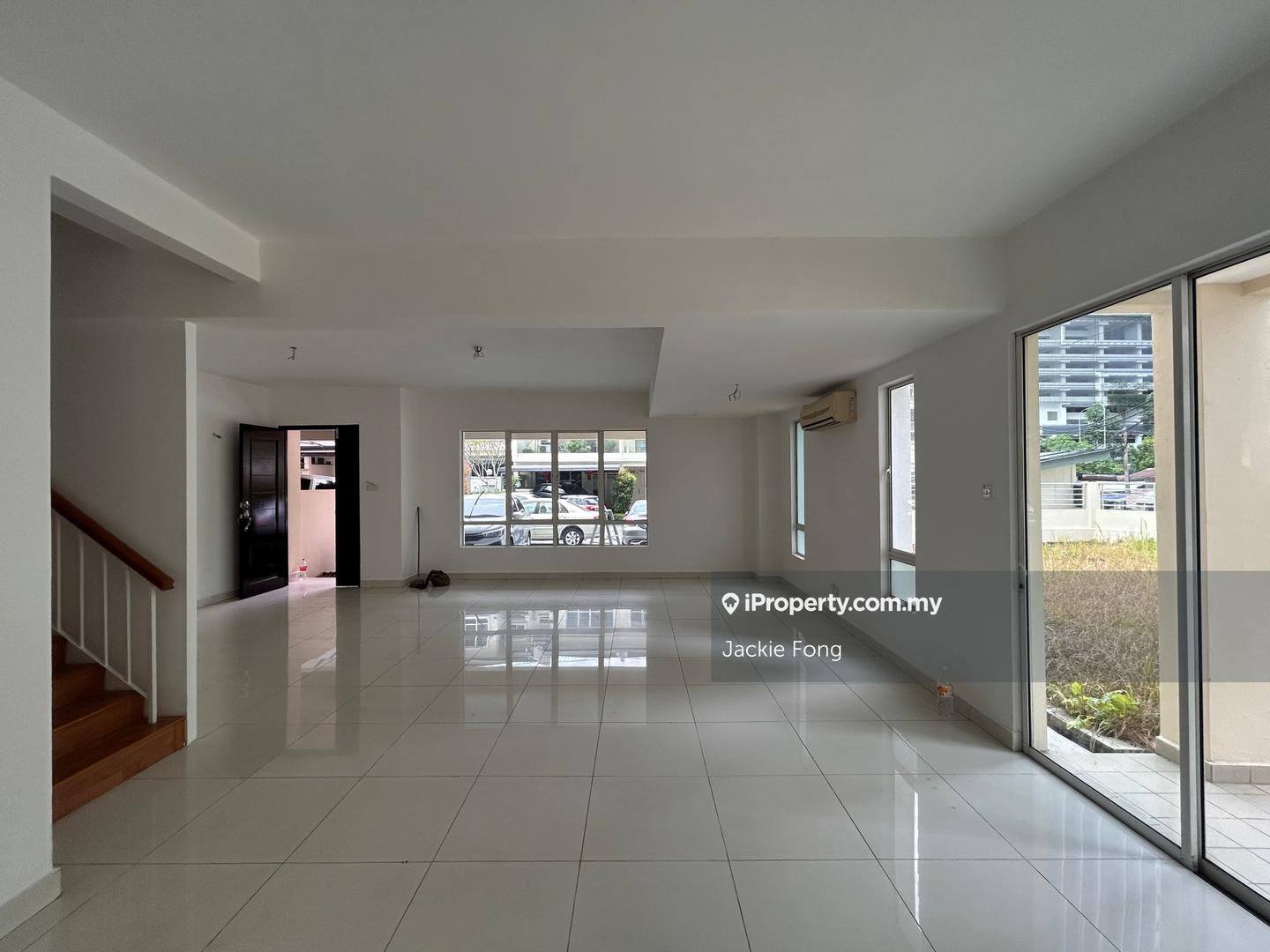 Rumah Berangkai 3 Tingkat untuk Dijual di Mont Kiara, Kuala Lumpur oleh Jackie Fong - iProperty.com.my