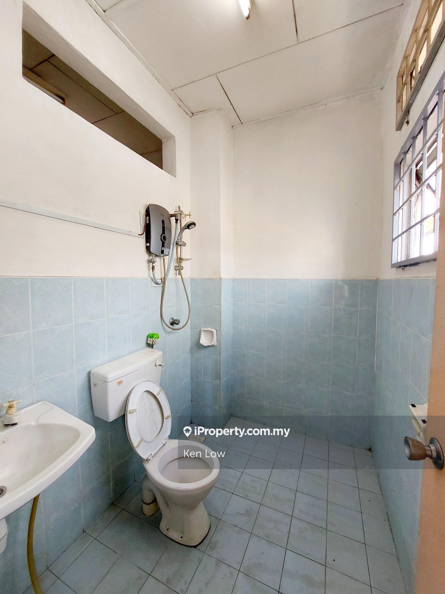 Rumah Berangkai 2 Tingkat untuk Disewa di Sg Chua, Kajang oleh Ken Low - iProperty.com.my