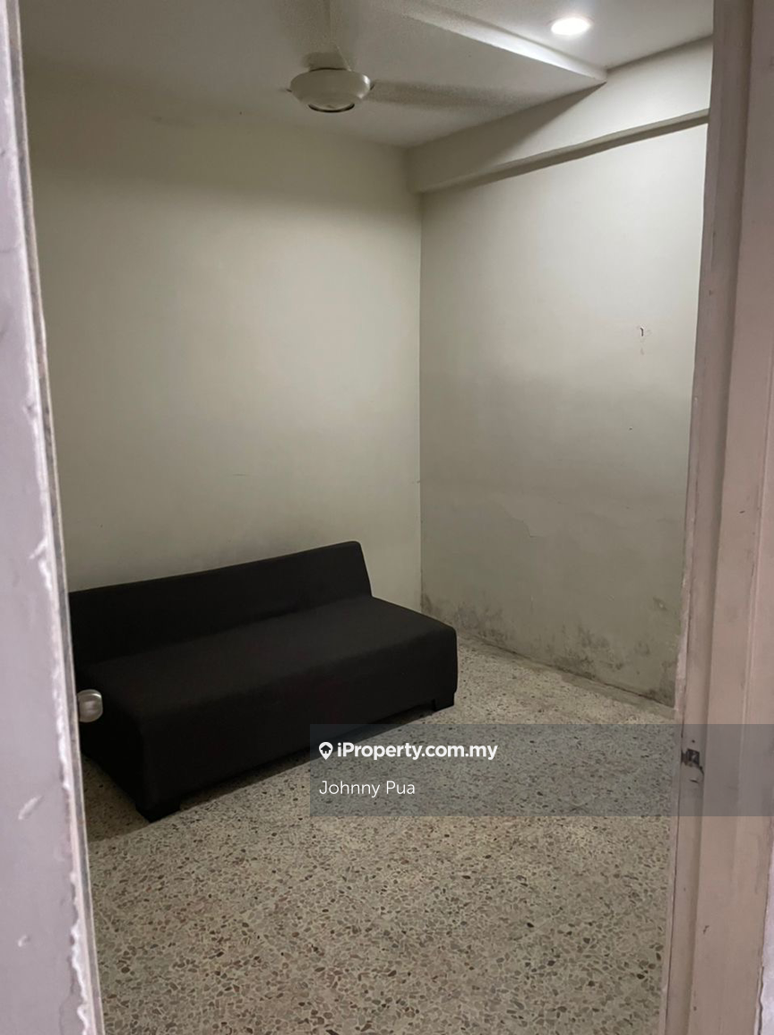 1-storey Terraced House for Sale in Bandar Kinrara Seksyen 2, Bandar Kinrara by Johnny Pua - iProperty.com.my