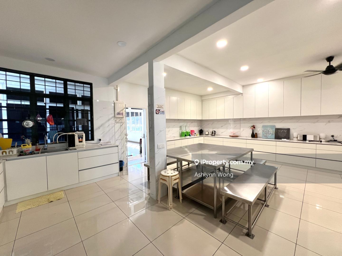 Banglo untuk Dijual di Bandar Tun Hussein Onn, Cheras oleh Ashlynn Wong - iProperty.com.my