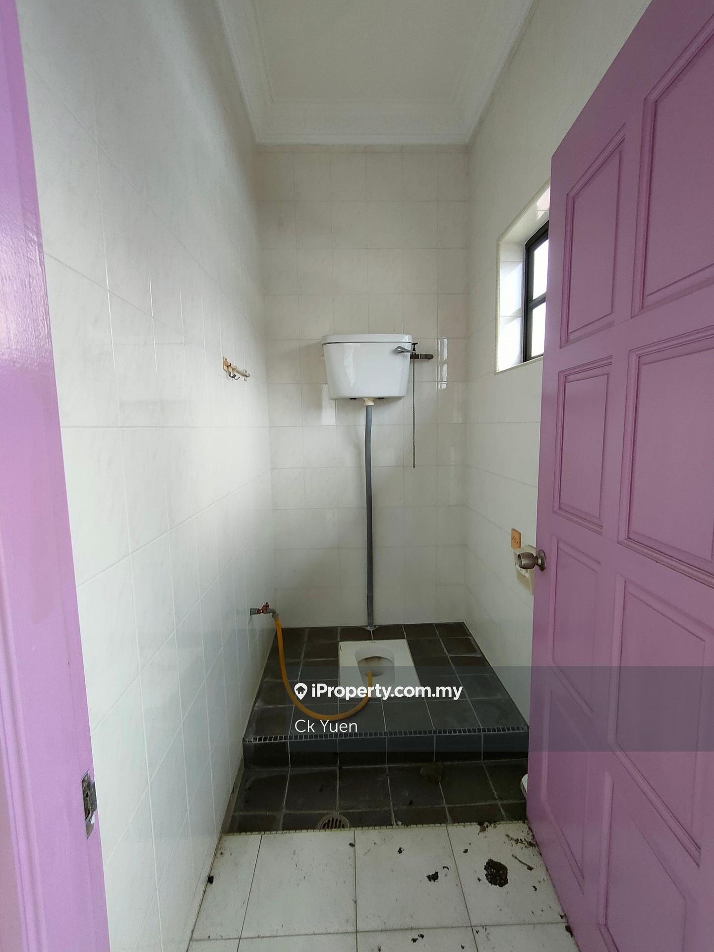 Bungalow House for Sale in Gunung Rapat, Ipoh by Ck Yuen - iProperty.com.my