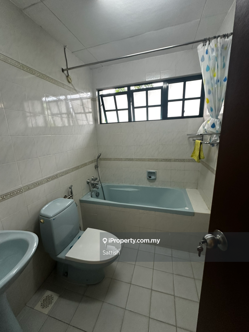 Condominium for Rent in Tuscany by Sattish - iProperty.com.my