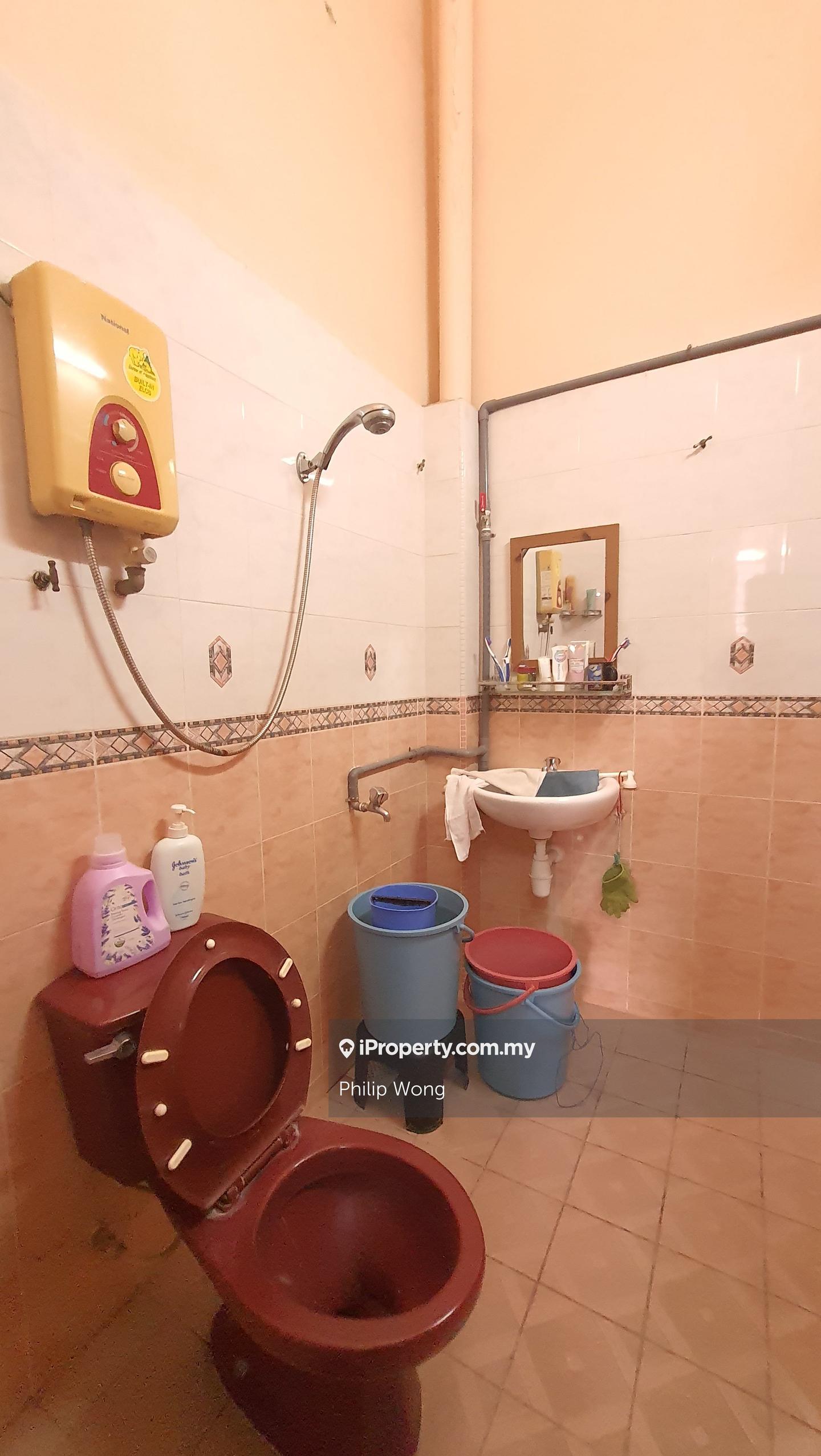 2-storey Terraced House for Sale in Taman Universiti Indah, Seri Kembangan by Philip Wong - iProperty.com.my