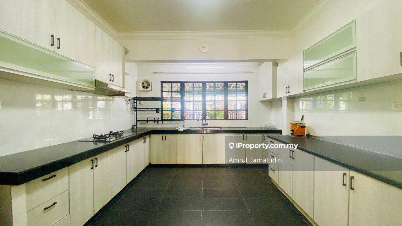 Rumah Berangkai 2 Tingkat untuk Dijual di Taman Zooview, Ampang oleh Amrul Jamaludin - iProperty.com.my