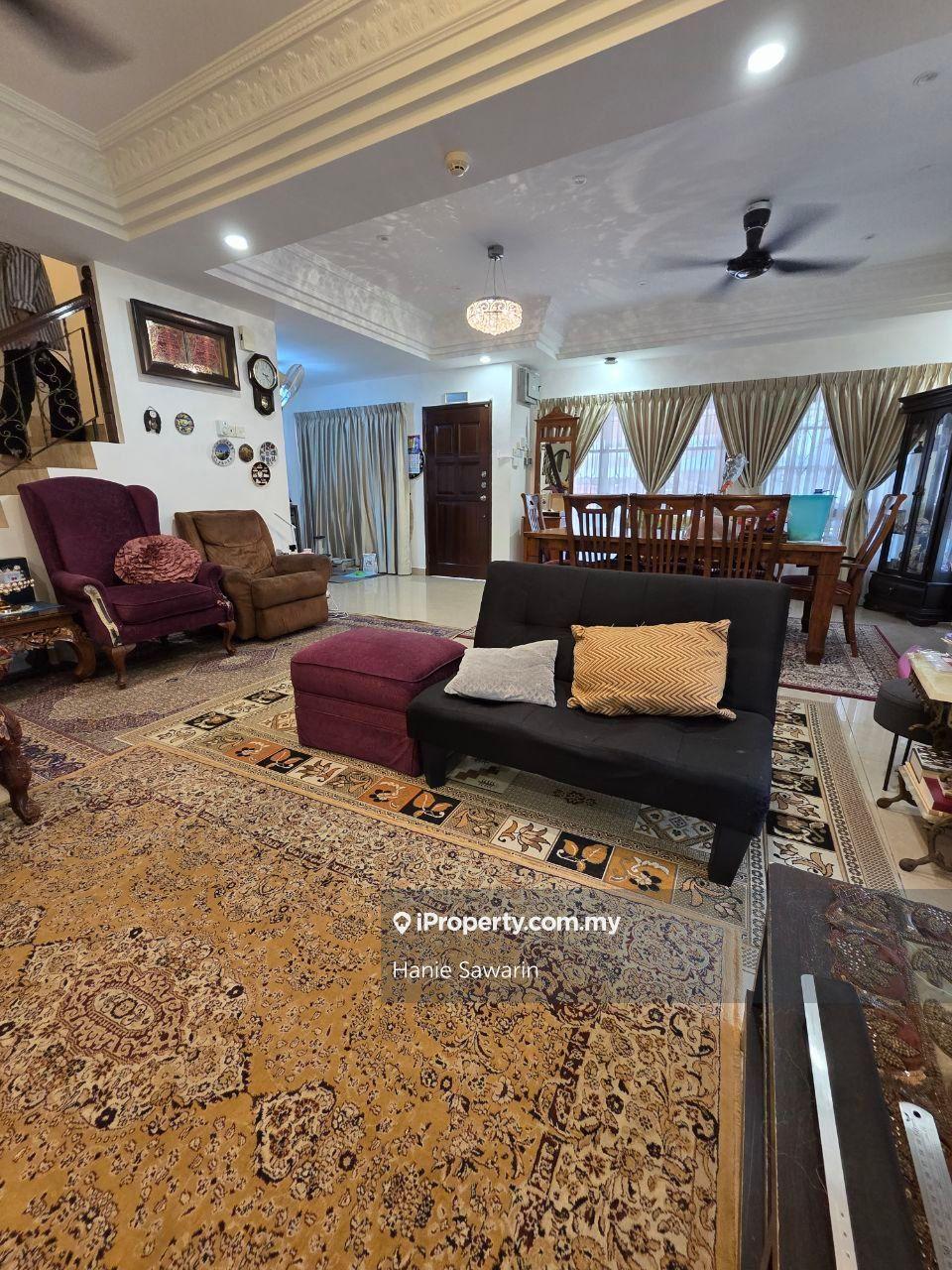 Rumah Berangkai 2 Tingkat untuk Dijual di Bukit Jelutong, Shah Alam oleh Hanie Sawarin - iProperty.com.my