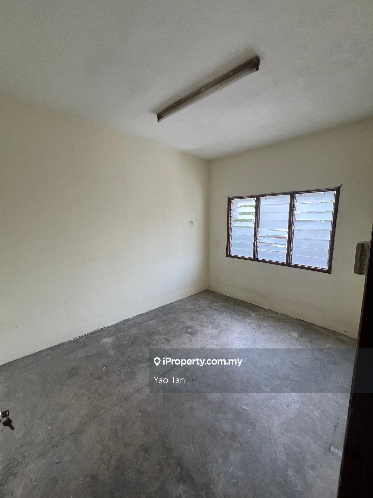Rumah Pangsa untuk Dijual di Flat Taman Alam Megah oleh Yao Tan - iProperty.com.my