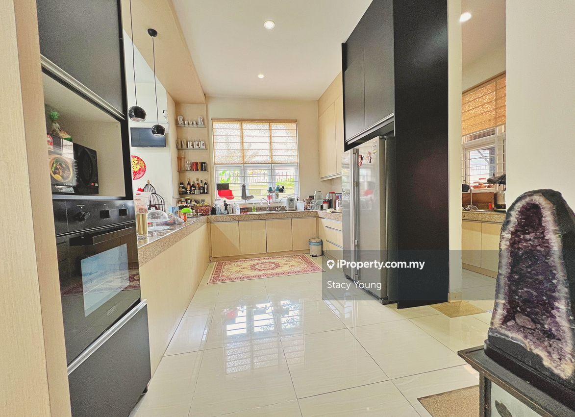 Bungalow House for Sale in Bandar Mahkota Cheras, Cheras by Stacy Young - iProperty.com.my