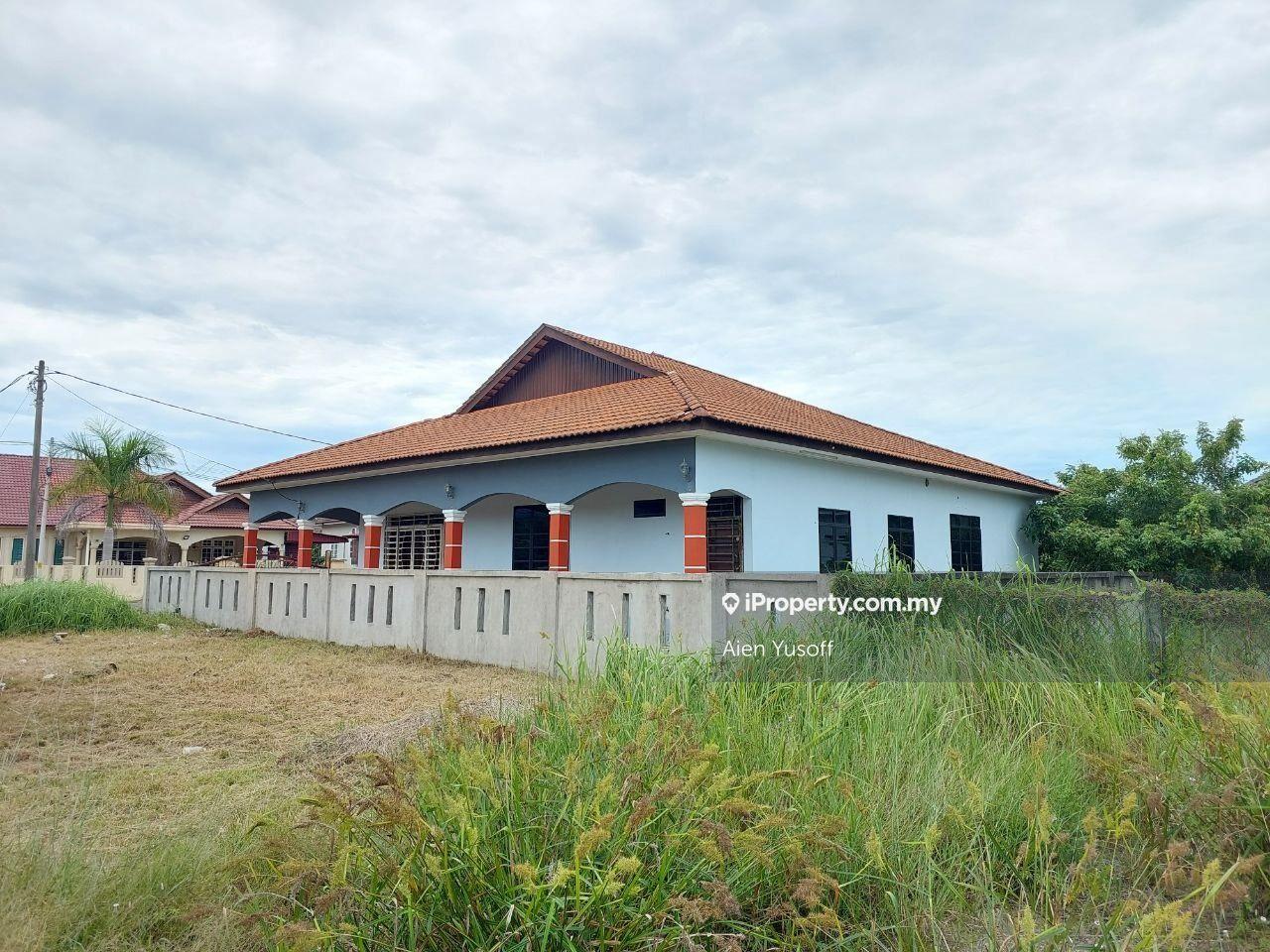 Banglo untuk Dijual di Dungun, Terengganu oleh Aien Yusoff - iProperty.com.my