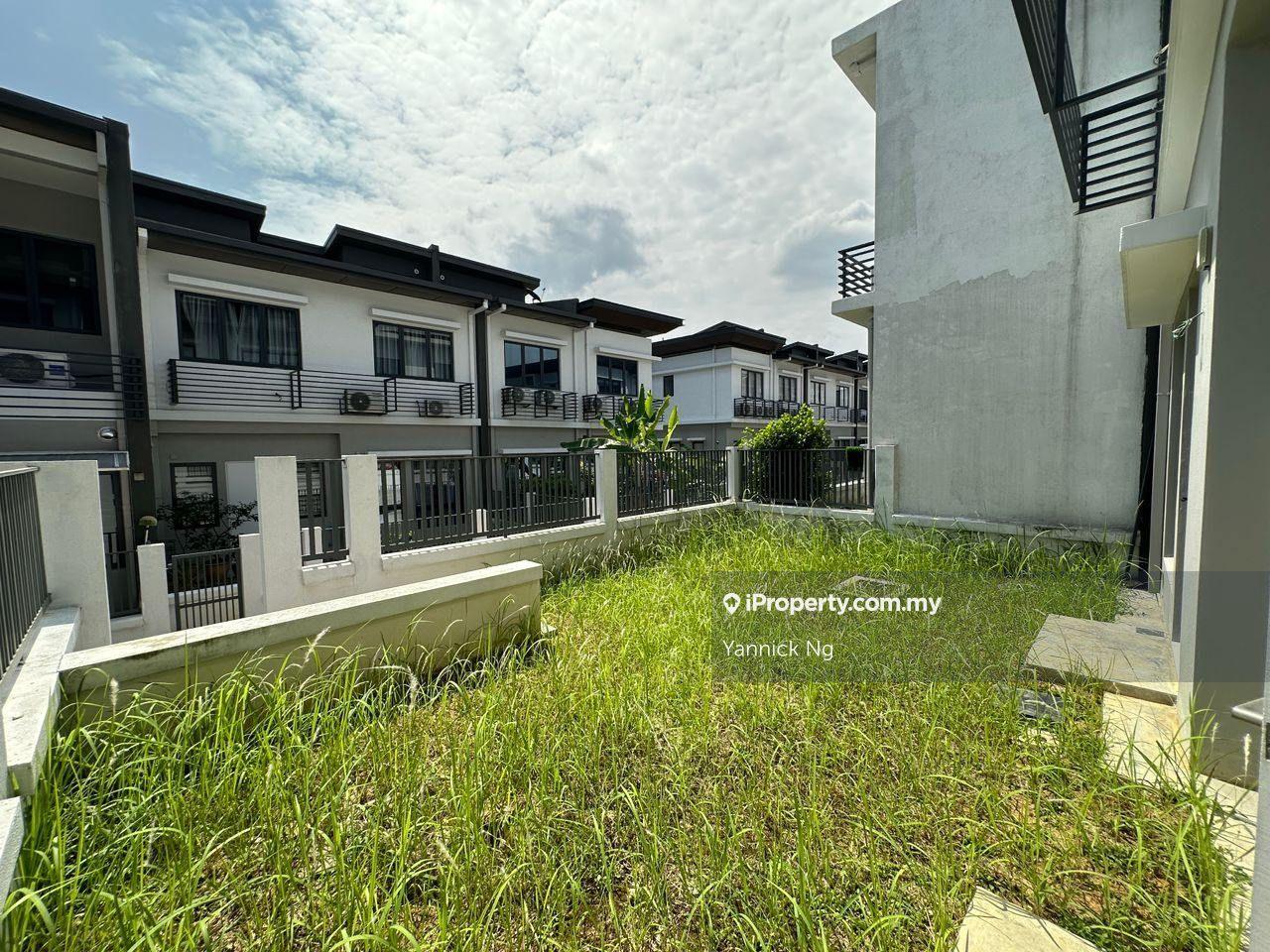 Rumah Berangkai 2 Tingkat untuk Dijual di Bandar Seri Coalfields, Ijok oleh Yannick Ng - iProperty.com.my