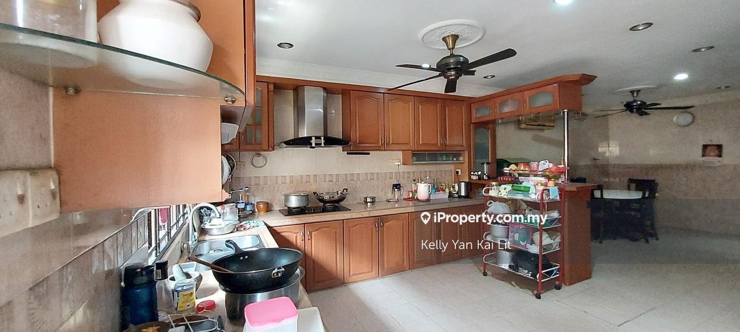 Rumah Berangkai 2 Tingkat untuk Dijual di Bandar Bukit Tinggi 2, Klang oleh Kelly Yan Kai Lit - iProperty.com.my