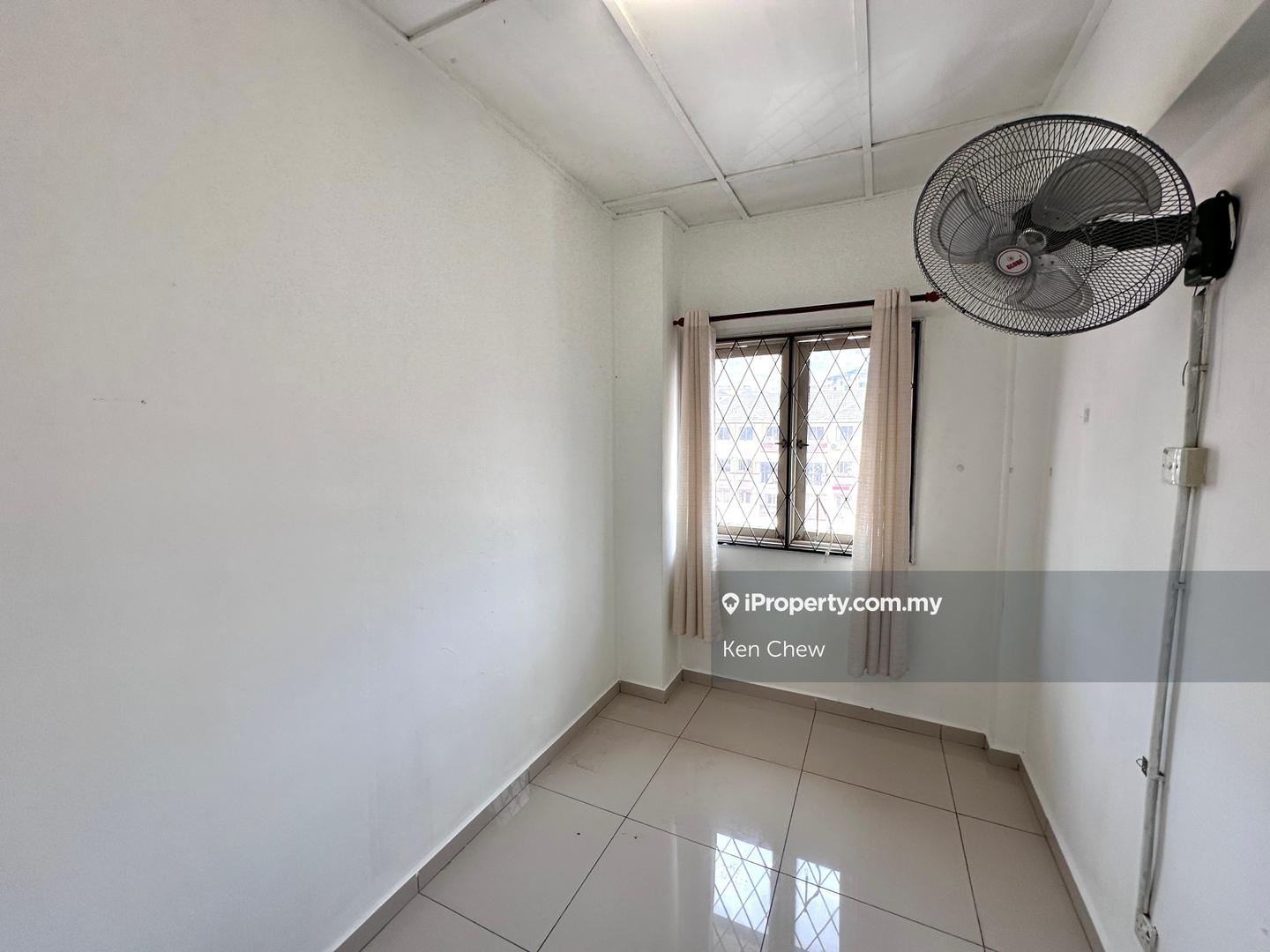 Apartment for Rent in Dahlia Apartment by Ken Chew - iProperty.com.my