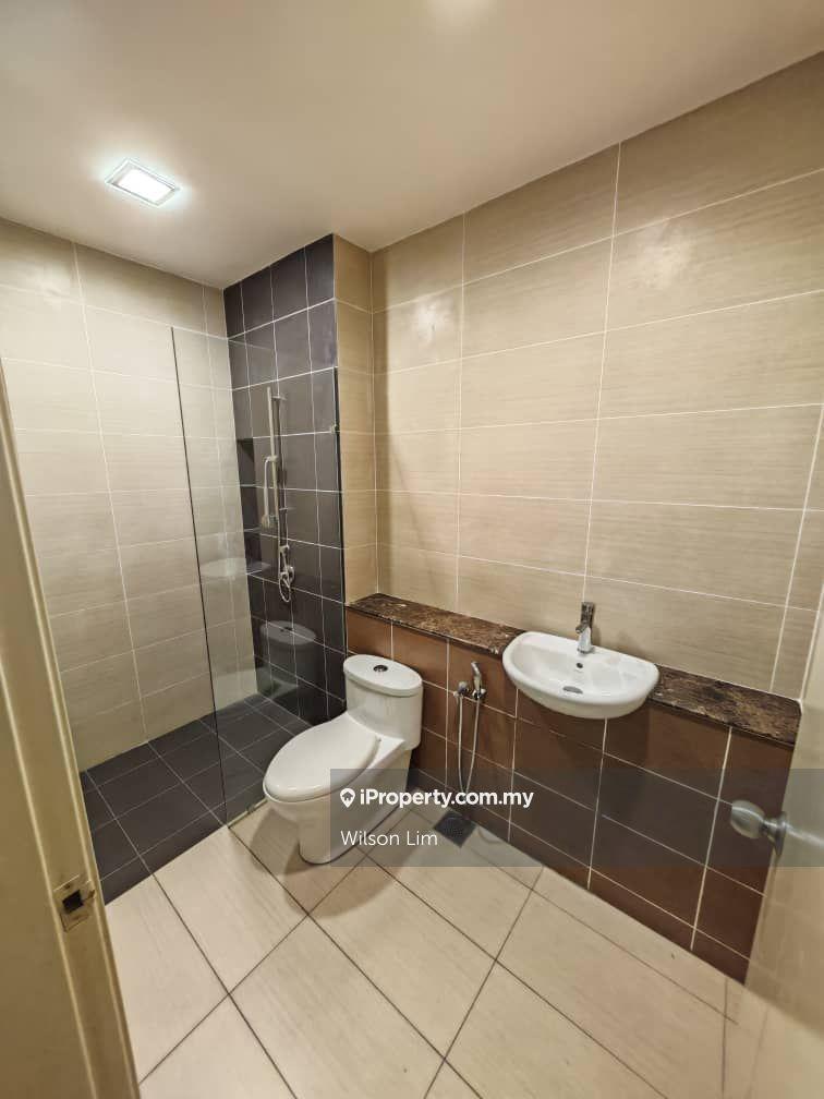 Rumah Berkembar untuk Dijual di Taman Bukit Kuchai, Bandar Kinrara, BK3, Puchong, Bandar Kinrara oleh Wilson Lim - iProperty.com.my