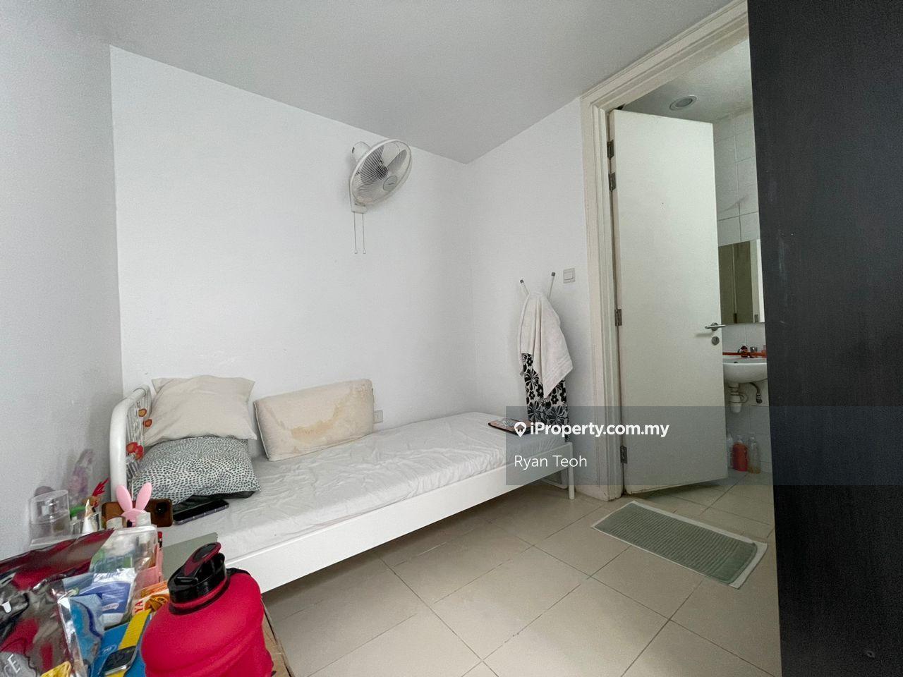 Rumah Berkembar untuk Dijual di The Rafflesia, Damansara Perdana oleh Ryan Teoh - iProperty.com.my