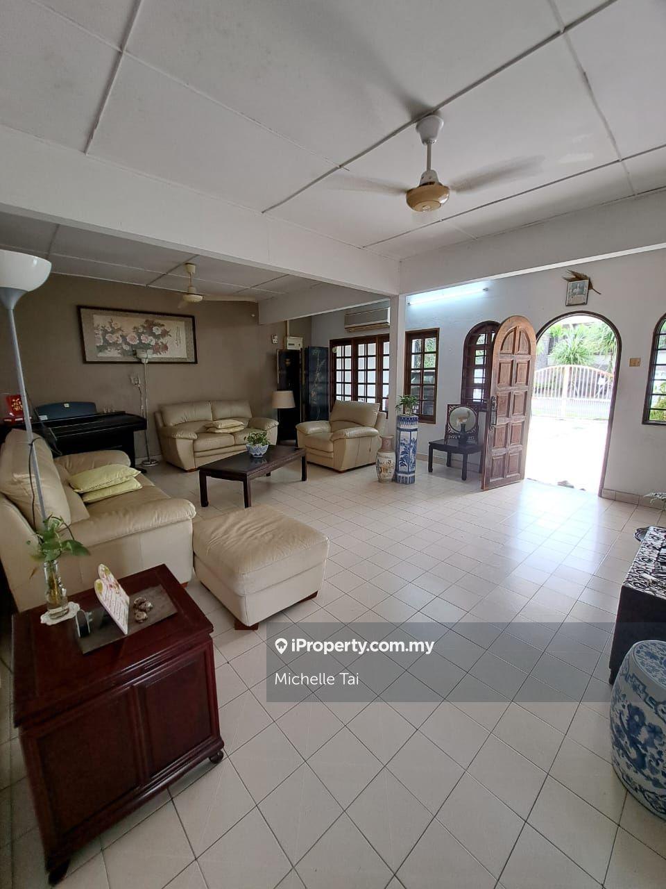 Semi-Detached House for Sale in Kampung Tunku, Petaling Jaya by Michelle Tai - iProperty.com.my