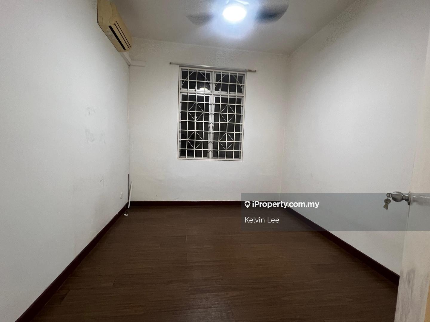 Apartment for Sale in Subang Perdana Goodyear Court 8 by Kelvin Lee - iProperty.com.my
