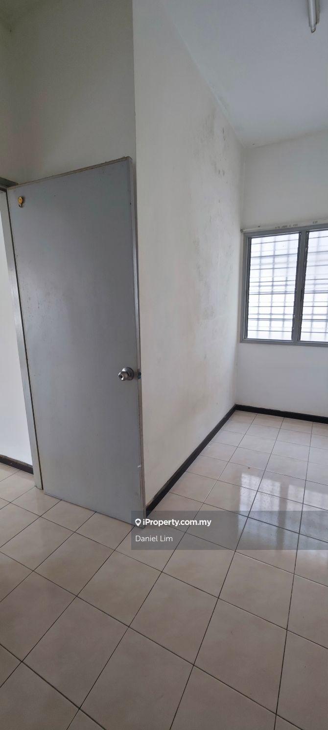 Rumah Berangkai 2 Tingkat untuk Dijual di Shah Alam, Selangor oleh Daniel Lim - iProperty.com.my