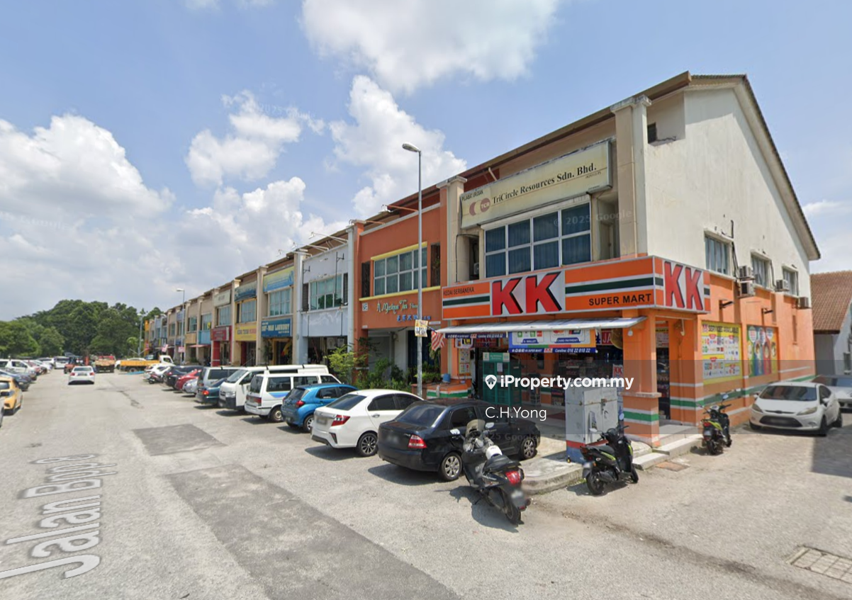 Shop for Sale in Bandar Putra Permai, Seri Kembangan by C.H.Yong - iProperty.com.my