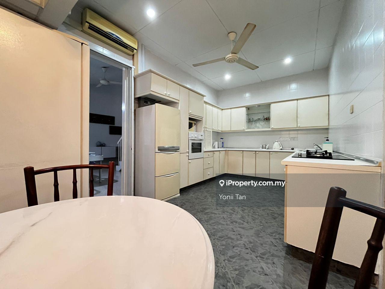 Bungalow House for Sale in Pulau Tikus, Penang by Yonii Tan - iProperty.com.my