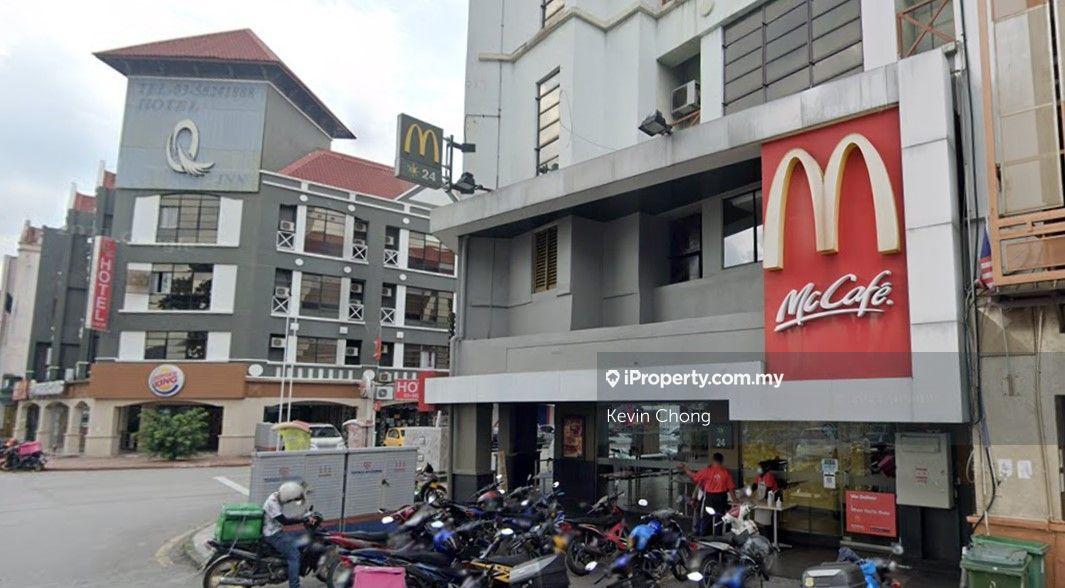 Shop-Office for Sale in 3 Storey Intermediate Shoplot, Petaling Jaya by Kevin Chong - iProperty.com.my