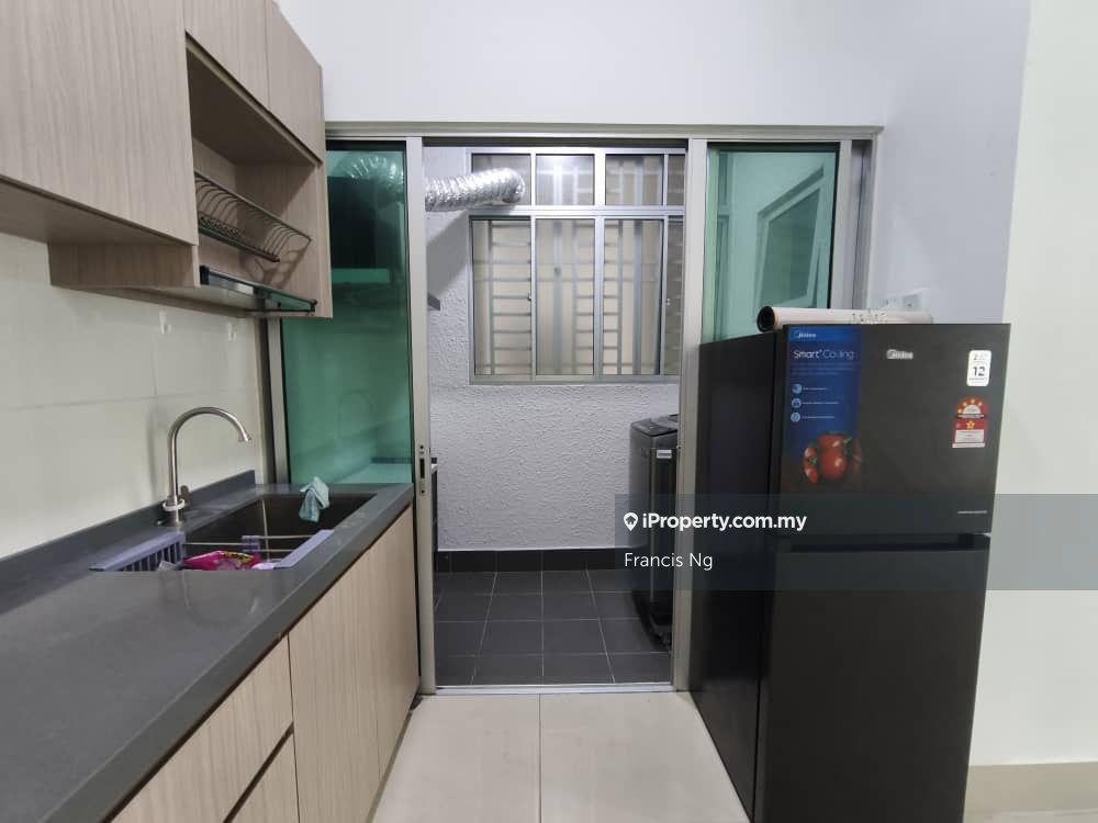 Service Residence for Sale in Razak City Residences (RC Residences) by Francis Ng - iProperty.com.my
