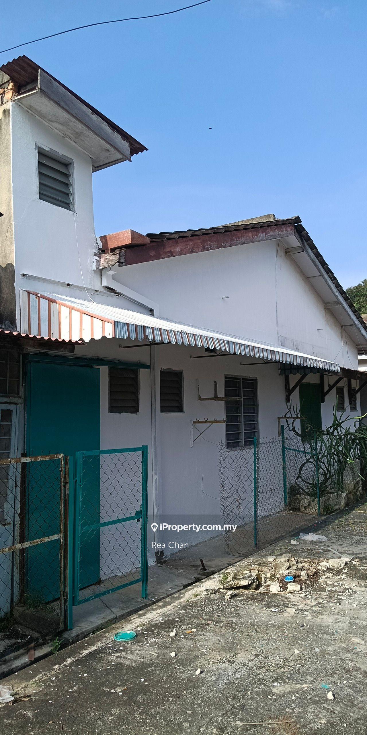 Rumah Berangkai 1 Tingkat untuk Dijual di Taman Bukit Beruang Utama, Bukit Baru oleh Rea Chan - iProperty.com.my