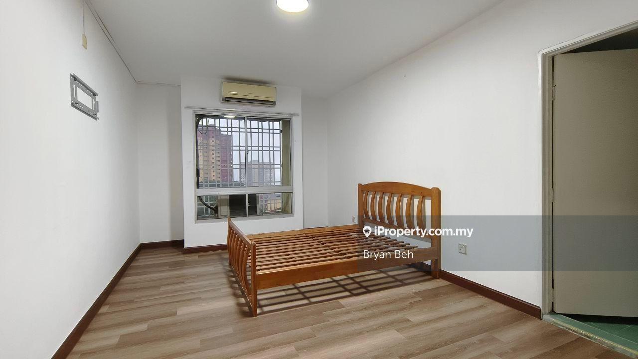 Condominium for Sale in Amadesa Resort Condominium by Bryan Beh - iProperty.com.my